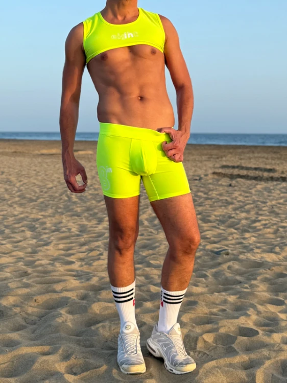 Lycra Crop Top Limon _ Lycra Bike Shorts Limon3.png