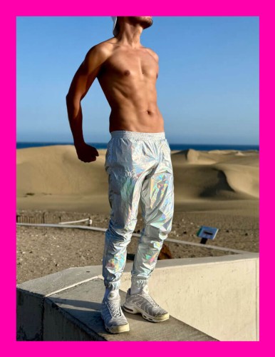 Nylon Pants Holo0.png