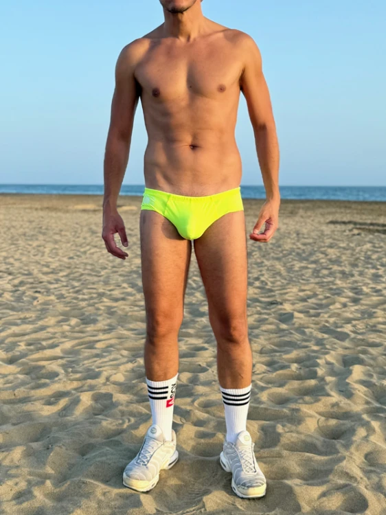 Lycra Brief Asscut Limon2.png